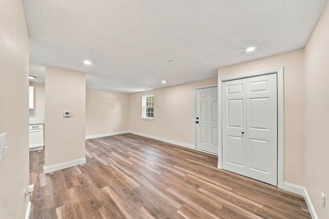 102 Elmwood Drive, Hudson, NH 03051