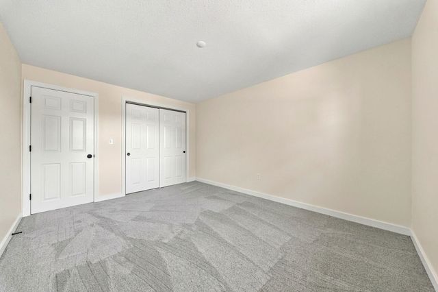 102 Elmwood Drive, Hudson, NH 03051