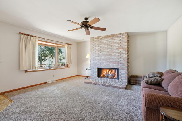 613 E Ash Place, Griffith, IN 46319