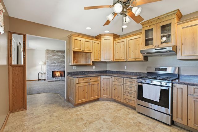 613 E Ash Place, Griffith, IN 46319