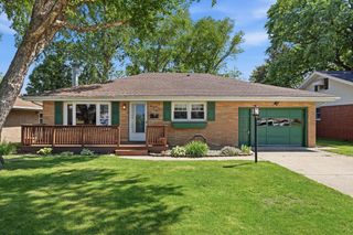 613 E Ash Place, Griffith, IN 46319