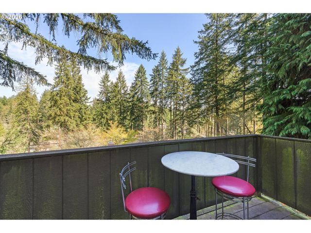 4425 HILYARD St, Eugene, OR 97405