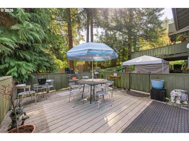 4425 HILYARD St, Eugene, OR 97405