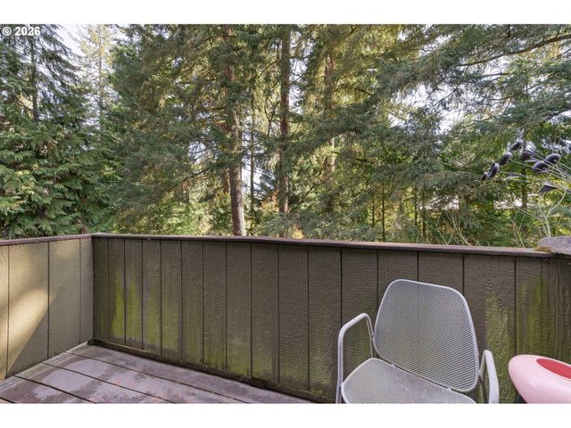 4425 HILYARD St, Eugene, OR 97405