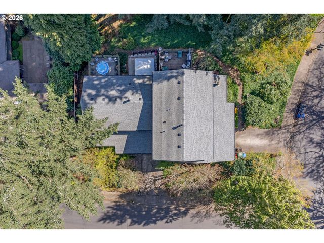 4425 HILYARD St, Eugene, OR 97405