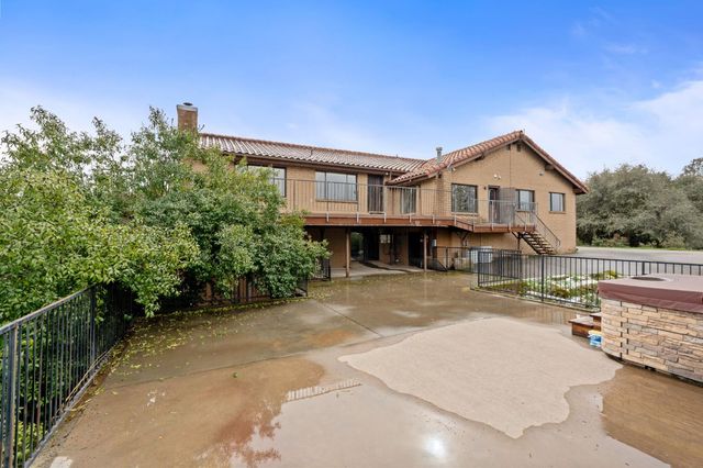 35085 Auberry Rd, Auberry, CA 93602