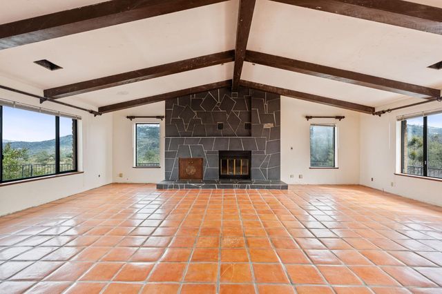 35085 Auberry Rd, Auberry, CA 93602