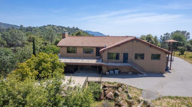 35085 Auberry Rd, Auberry, CA 93602