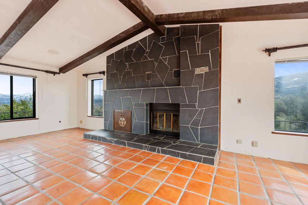 Image 25 of property listing at 35085 Auberry Rd, Auberry, CA 93602