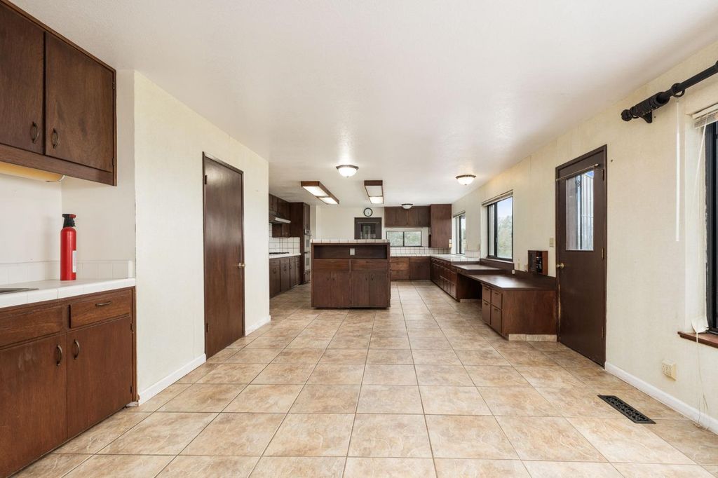 Image 27 of property listing at 35085 Auberry Rd, Auberry, CA 93602