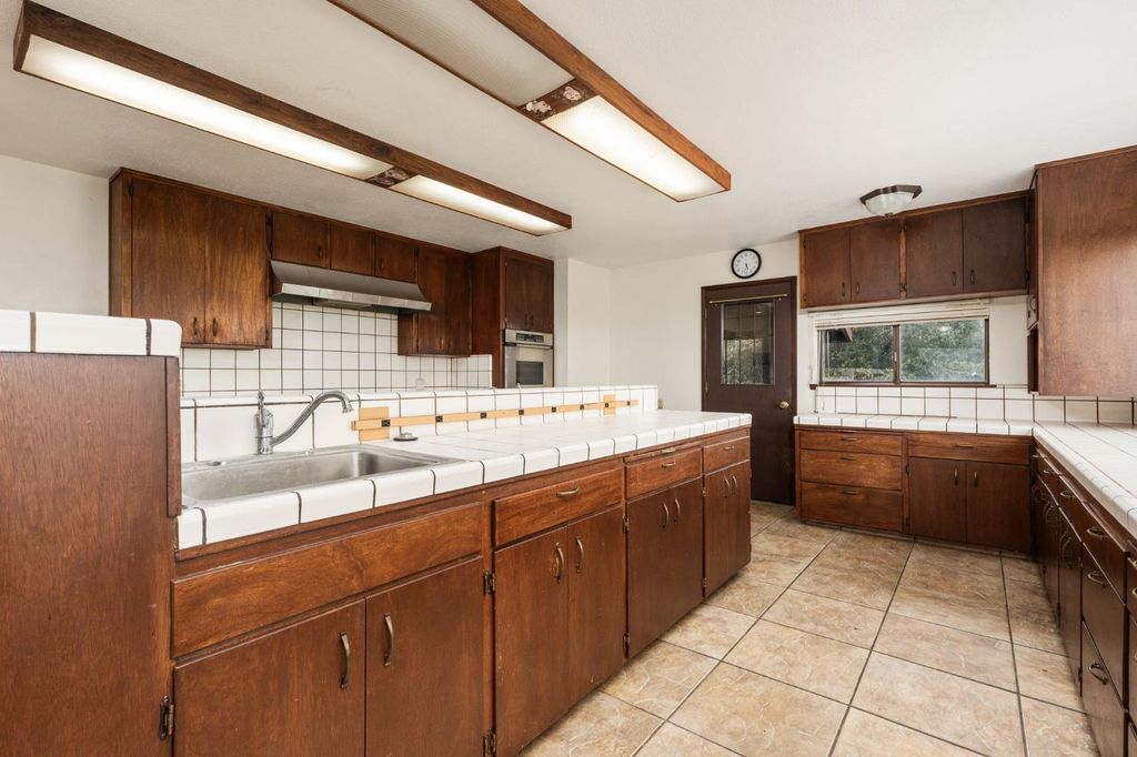 Image 31 of property listing at 35085 Auberry Rd, Auberry, CA 93602