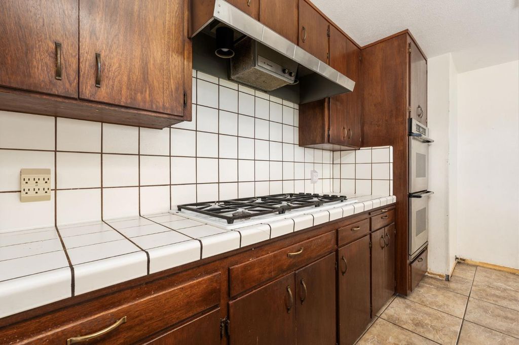 Image 34 of property listing at 35085 Auberry Rd, Auberry, CA 93602