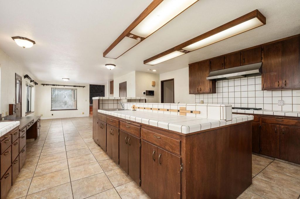 Image 38 of property listing at 35085 Auberry Rd, Auberry, CA 93602