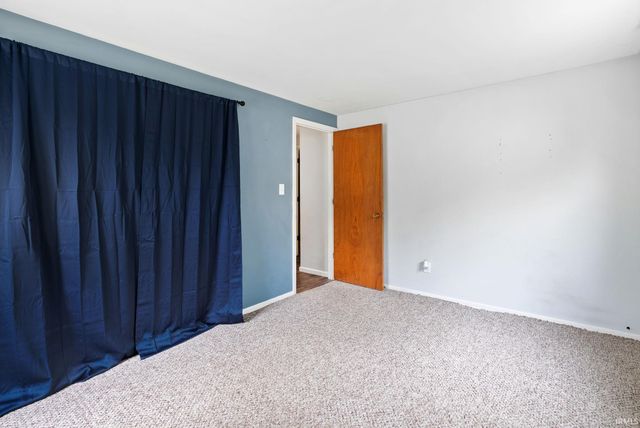 7625 Harcourt Drive, Fort Wayne, IN 46835