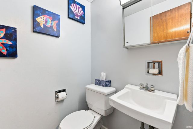 7625 Harcourt Drive, Fort Wayne, IN 46835