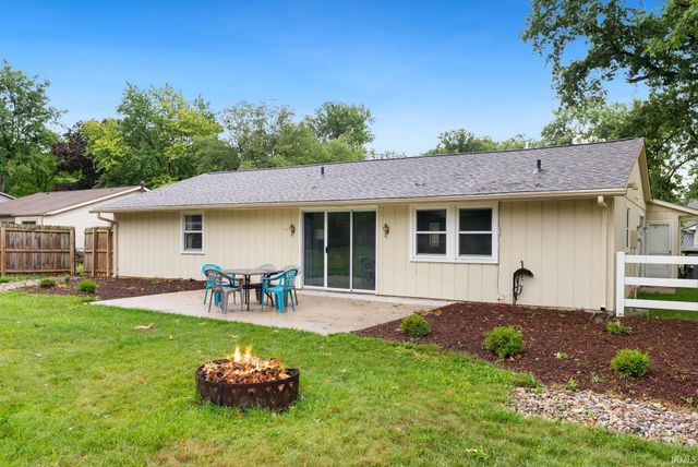 7625 Harcourt Drive, Fort Wayne, IN 46835