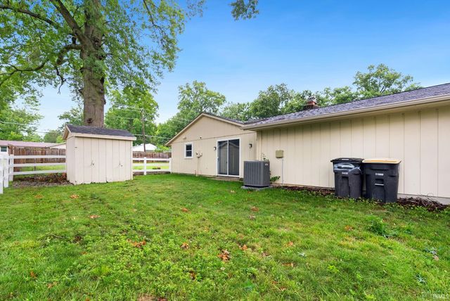 7625 Harcourt Drive, Fort Wayne, IN 46835
