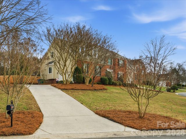 6737 Joliette Lane, Charlotte, NC 28277