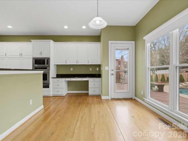 6737 Joliette Lane, Charlotte, NC 28277