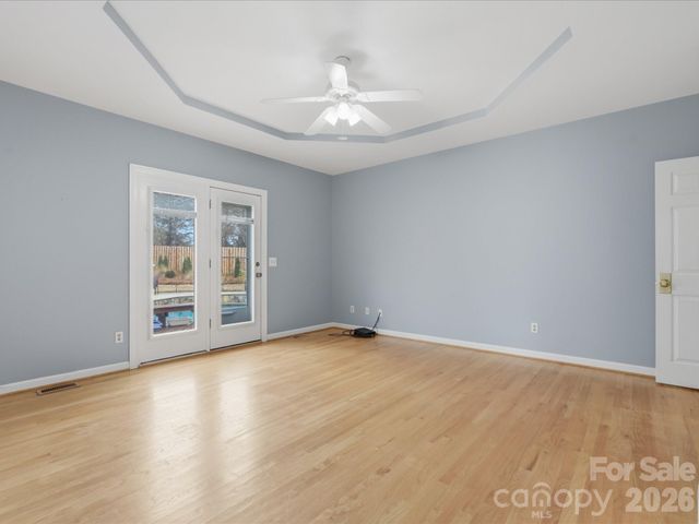 6737 Joliette Lane, Charlotte, NC 28277