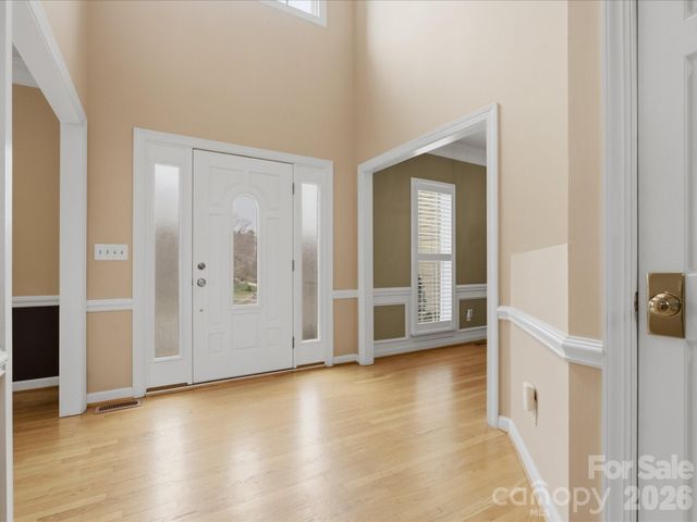 6737 Joliette Lane, Charlotte, NC 28277