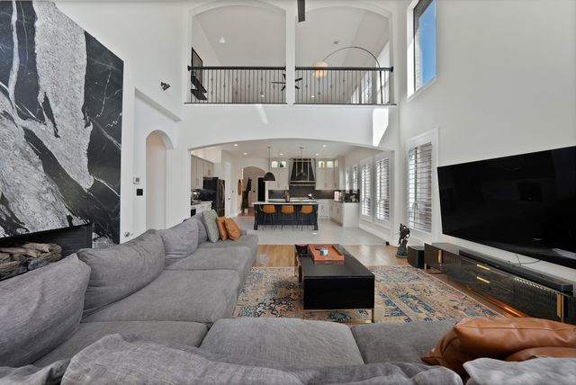 1244 Grant Avenue, Lantana, TX 76226