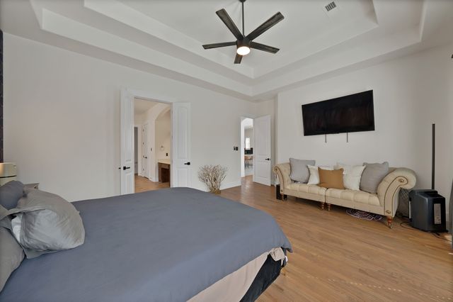 1244 Grant Avenue, Lantana, TX 76226