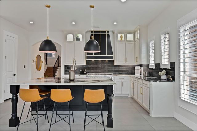 1244 Grant Avenue, Lantana, TX 76226