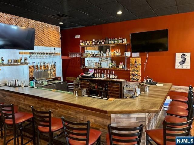 640 Westwood Avenue, River Vale, NJ 07675