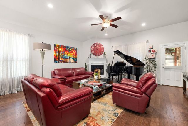 288 Dawn Brook Lane, Conroe, TX 77384