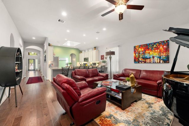 288 Dawn Brook Lane, Conroe, TX 77384