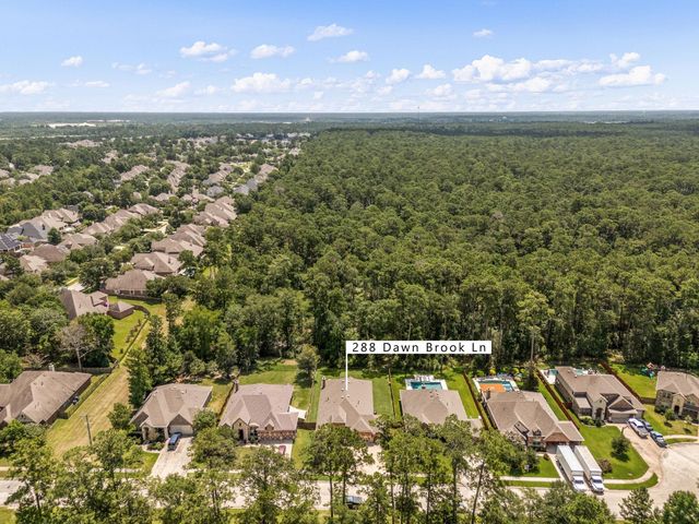 288 Dawn Brook Lane, Conroe, TX 77384