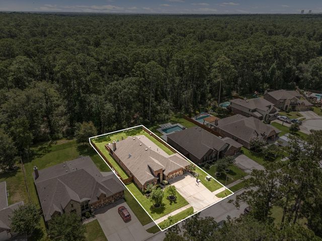 288 Dawn Brook Lane, Conroe, TX 77384