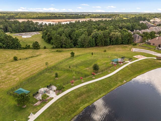 288 Dawn Brook Lane, Conroe, TX 77384