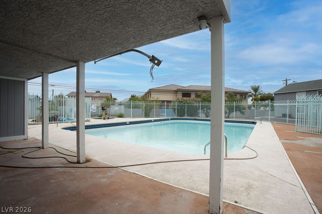 1926 Nebula Drive, Las Vegas, NV 89115 — exterior