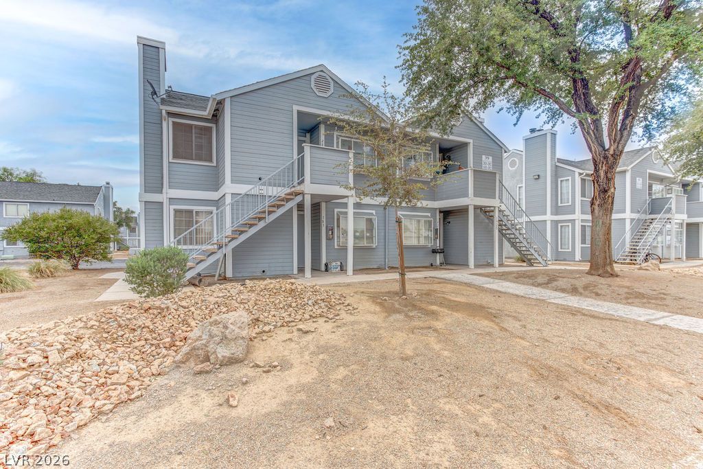 1926 Nebula Drive, Las Vegas, NV 89115 — photo 3