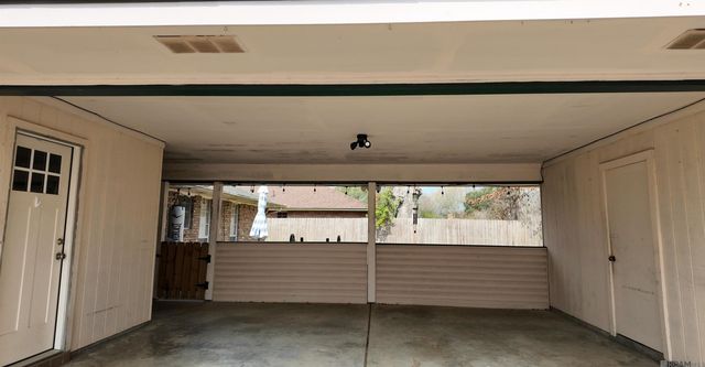 381 Shadydale Dr, Baton Rouge, LA 70815