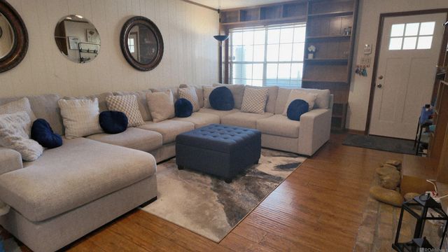 381 Shadydale Dr, Baton Rouge, LA 70815