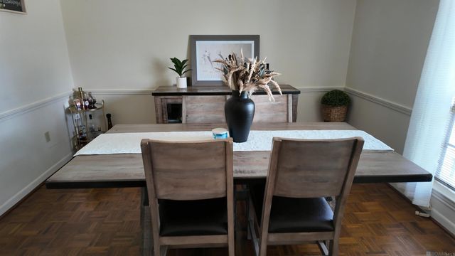 381 Shadydale Dr, Baton Rouge, LA 70815