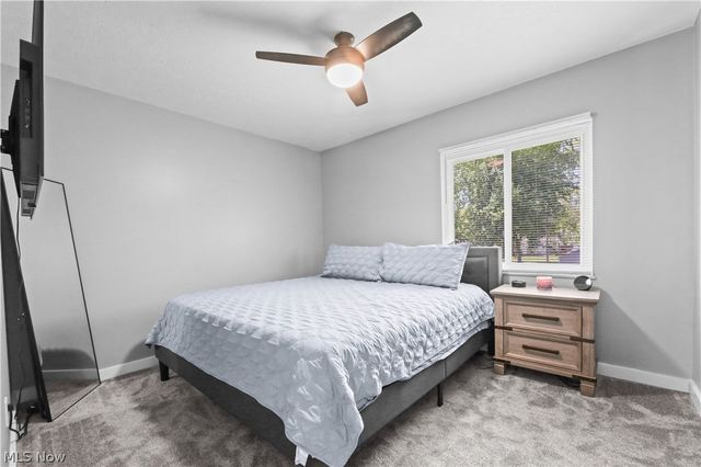 26917 Oxford Park Lane, Olmsted Twp, OH 44138