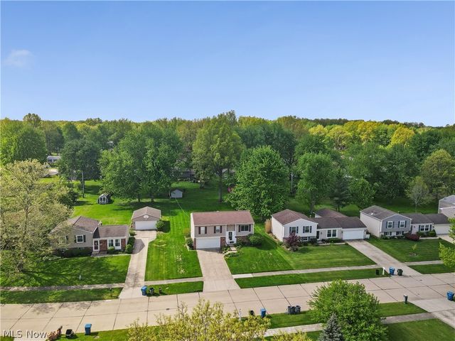 26917 Oxford Park Lane, Olmsted Twp, OH 44138