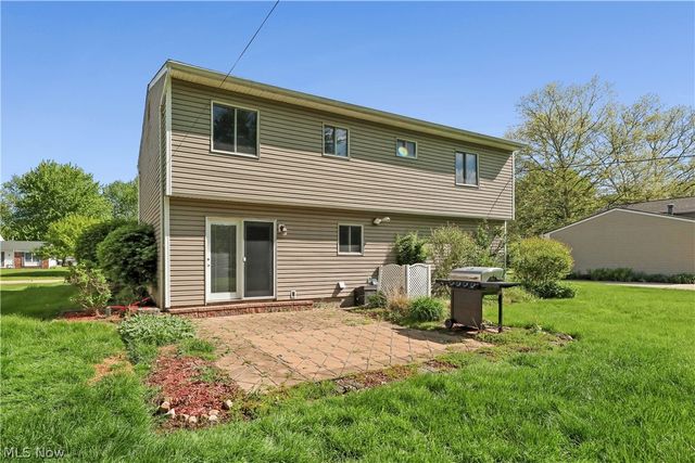 26917 Oxford Park Lane, Olmsted Twp, OH 44138