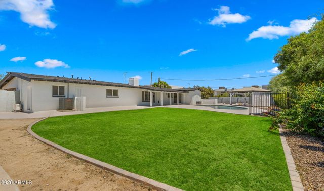 7667 E CACTUS Road, Scottsdale, AZ 85260