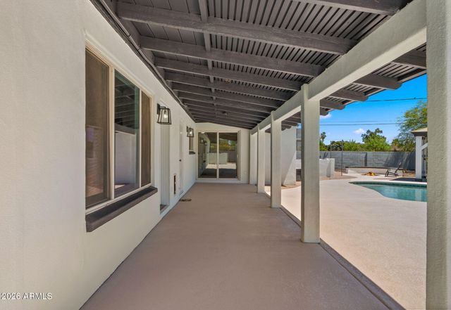 7667 E CACTUS Road, Scottsdale, AZ 85260