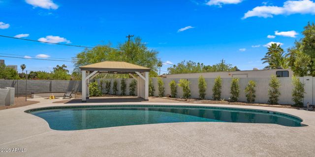 7667 E CACTUS Road, Scottsdale, AZ 85260