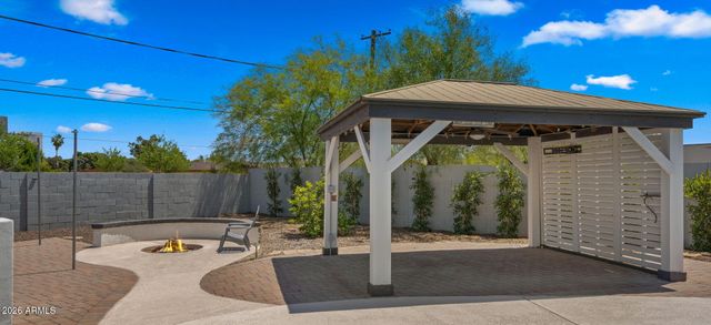 7667 E CACTUS Road, Scottsdale, AZ 85260