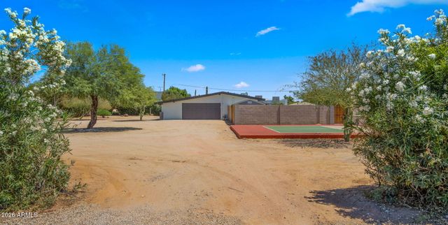 7667 E CACTUS Road, Scottsdale, AZ 85260