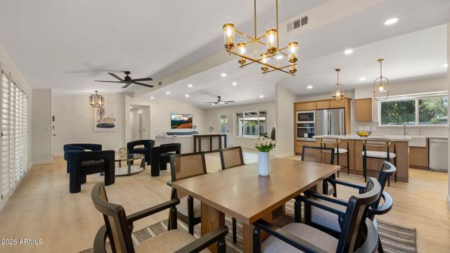 7667 E CACTUS Road, Scottsdale, AZ 85260