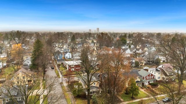 1020 W Oakdale Drive, Fort Wayne, IN 46807