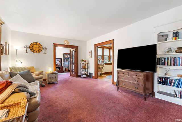 1020 W Oakdale Drive, Fort Wayne, IN 46807